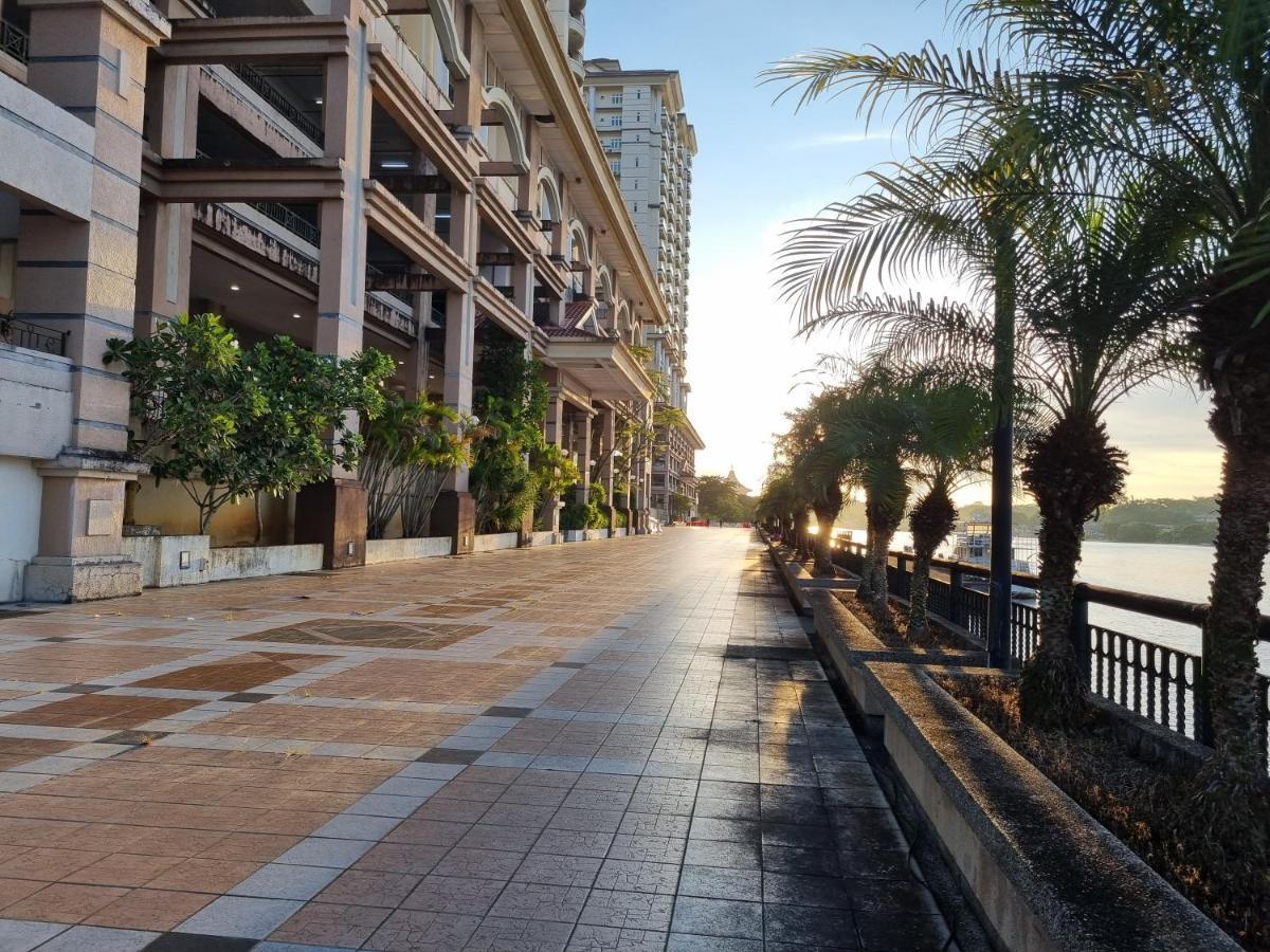 Kenyalang Emerald Riverine Resort Homestay Kuching Eksteriør bilde