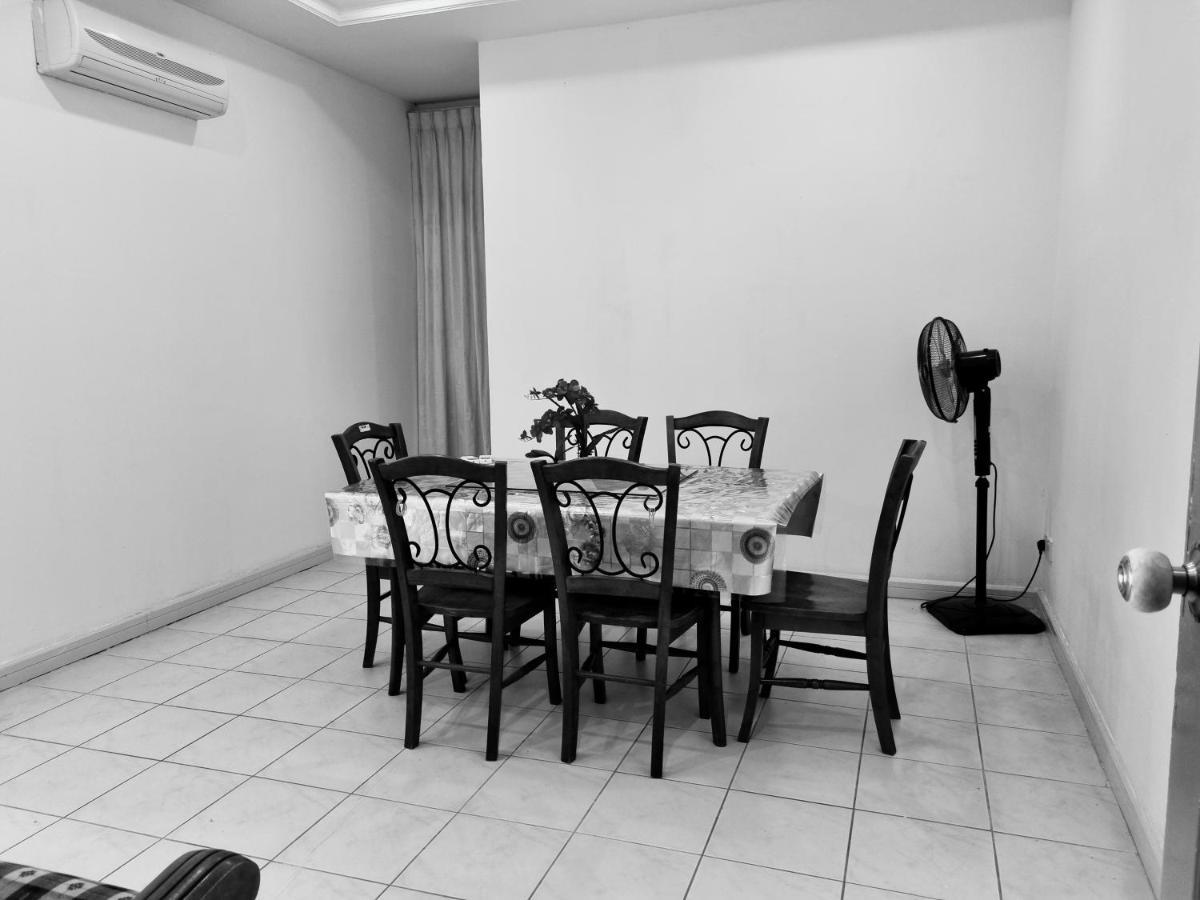 Kenyalang Emerald Riverine Resort Homestay Kuching Eksteriør bilde